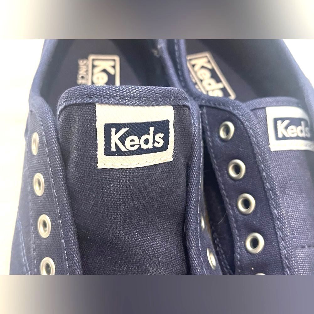 Keds Women’s Navy Blue Tennis Shoes Low Top Preloved Sneakers Size 7.5 - Picture 3 of 12